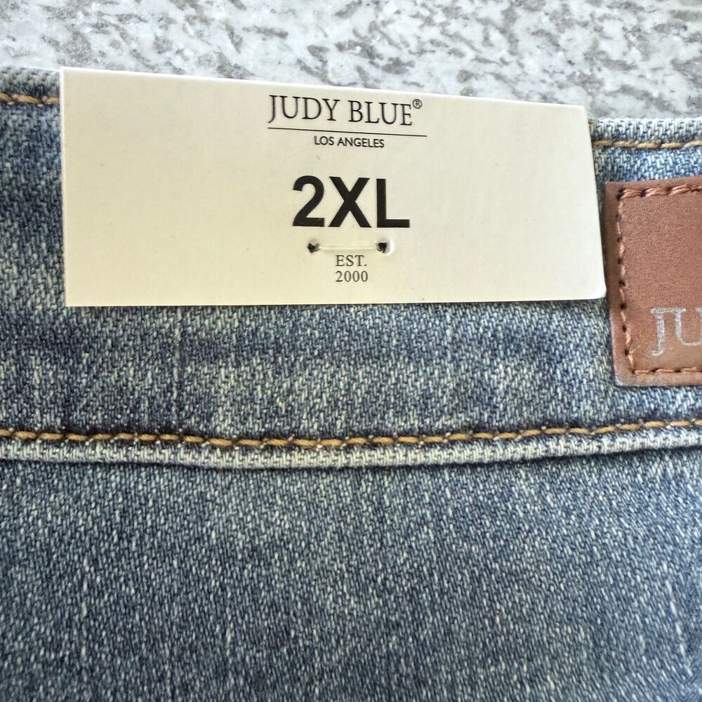 NWT Judy Blue Color Block Stretch High Rise Denim Shorts Plus Size 2XL - Picture 5 of 8